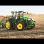 Autonomous 8R Tractor | John Deere Precision Ag